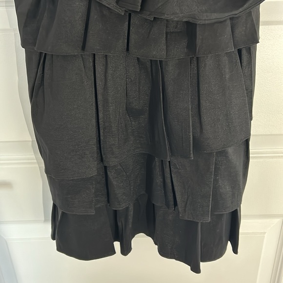 HAILEY LOGAN - Adrianna Papell black ruffle formal short dress prom size 5/6 - Picture 3 of 7